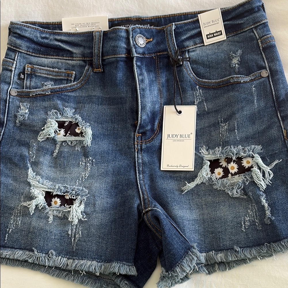 Judy Blue Women's Distressed Denim Shorts - Blue